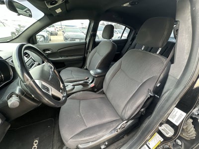 2013 Chrysler 200 Touring