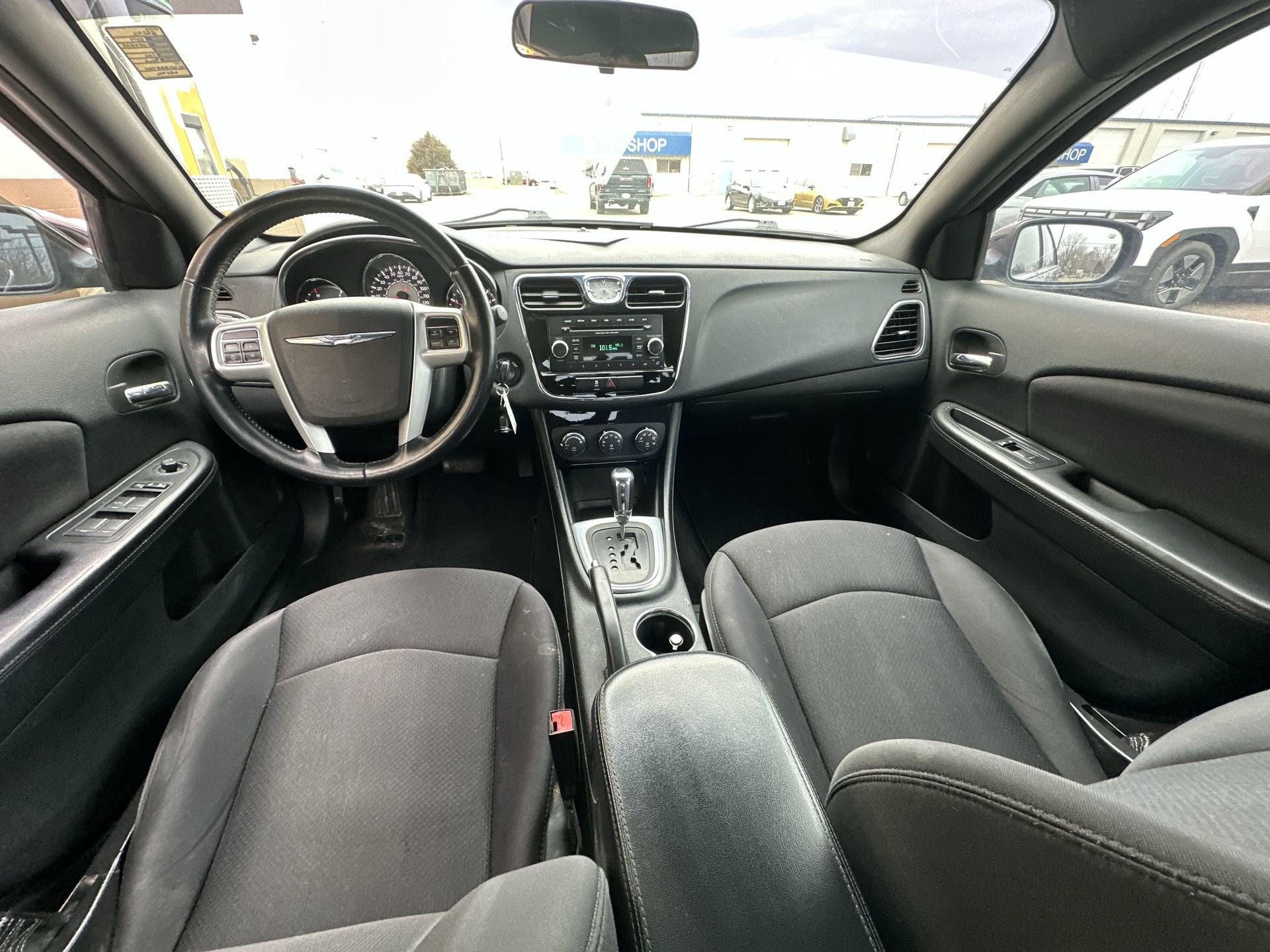 2013 Chrysler 200 Touring