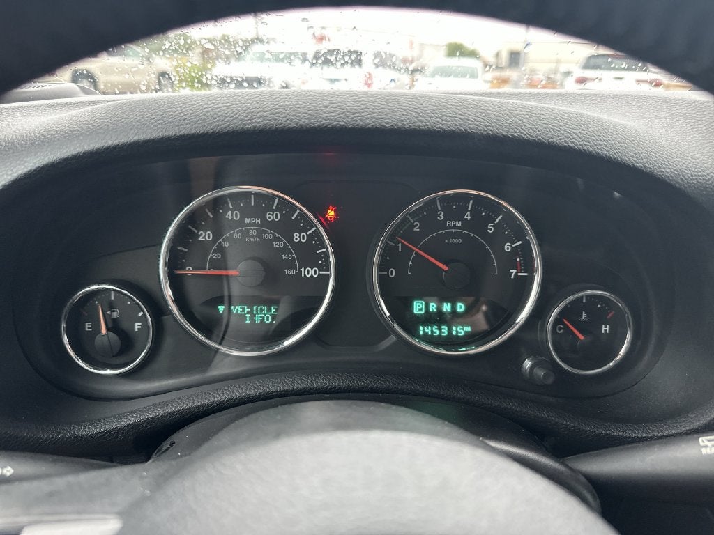 2015 Jeep Wrangler Unlimited Sahara Altitude