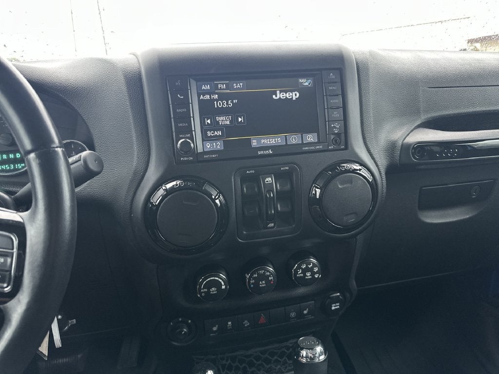 2015 Jeep Wrangler Unlimited Sahara Altitude