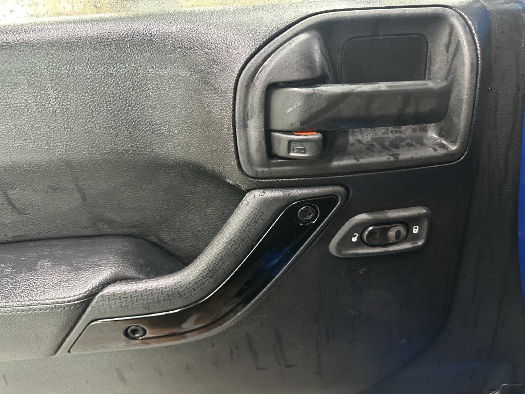 2015 Jeep Wrangler Unlimited Sahara Altitude