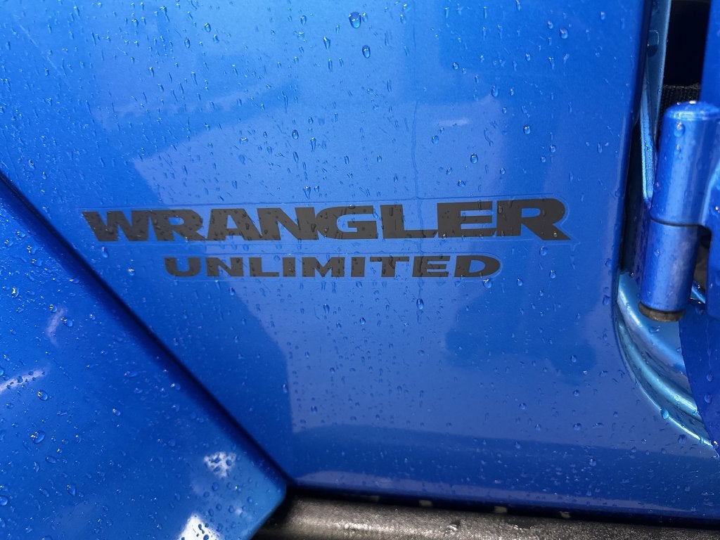 2015 Jeep Wrangler Unlimited Sahara Altitude