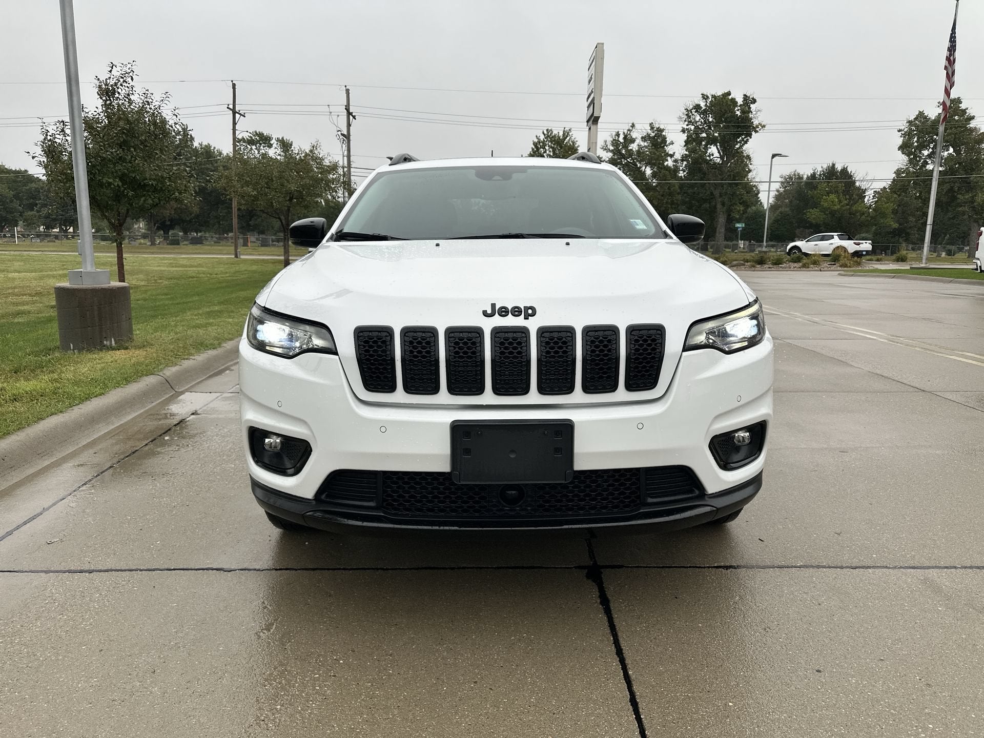 2023 Jeep Cherokee Altitude Lux