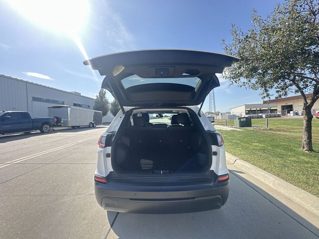 2023 Jeep Cherokee Altitude