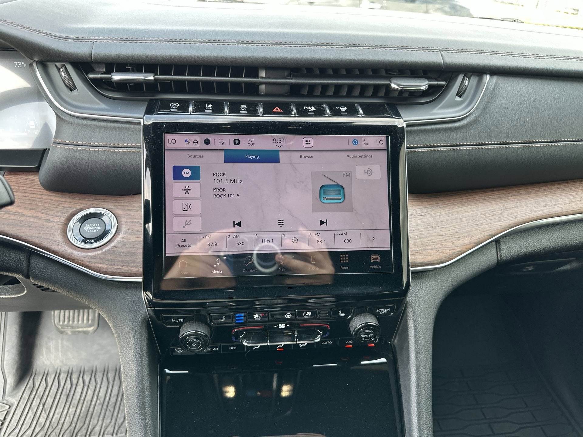 2023 Jeep Grand Cherokee Summit