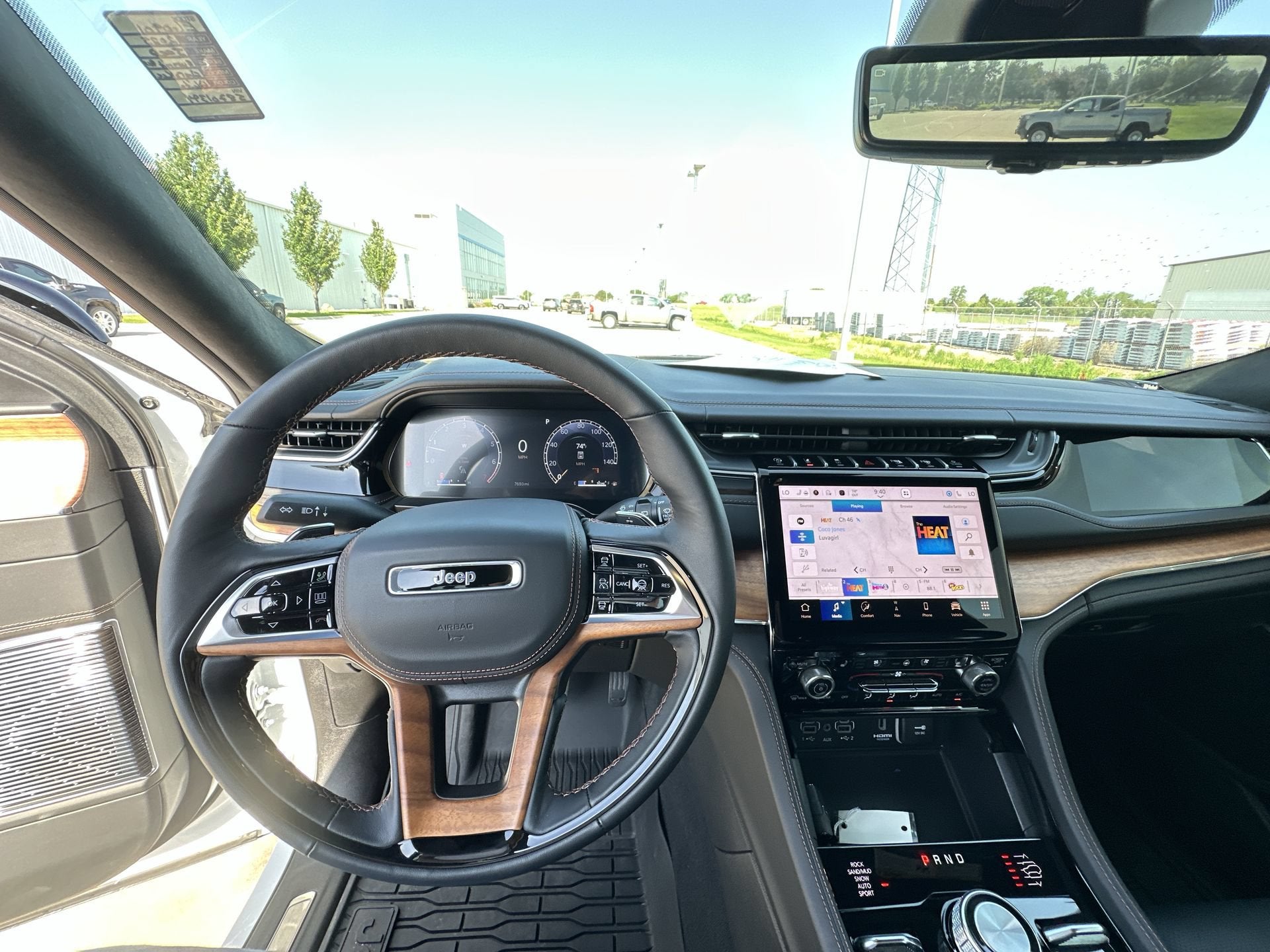 2025 Jeep Grand Cherokee Summit Reserve