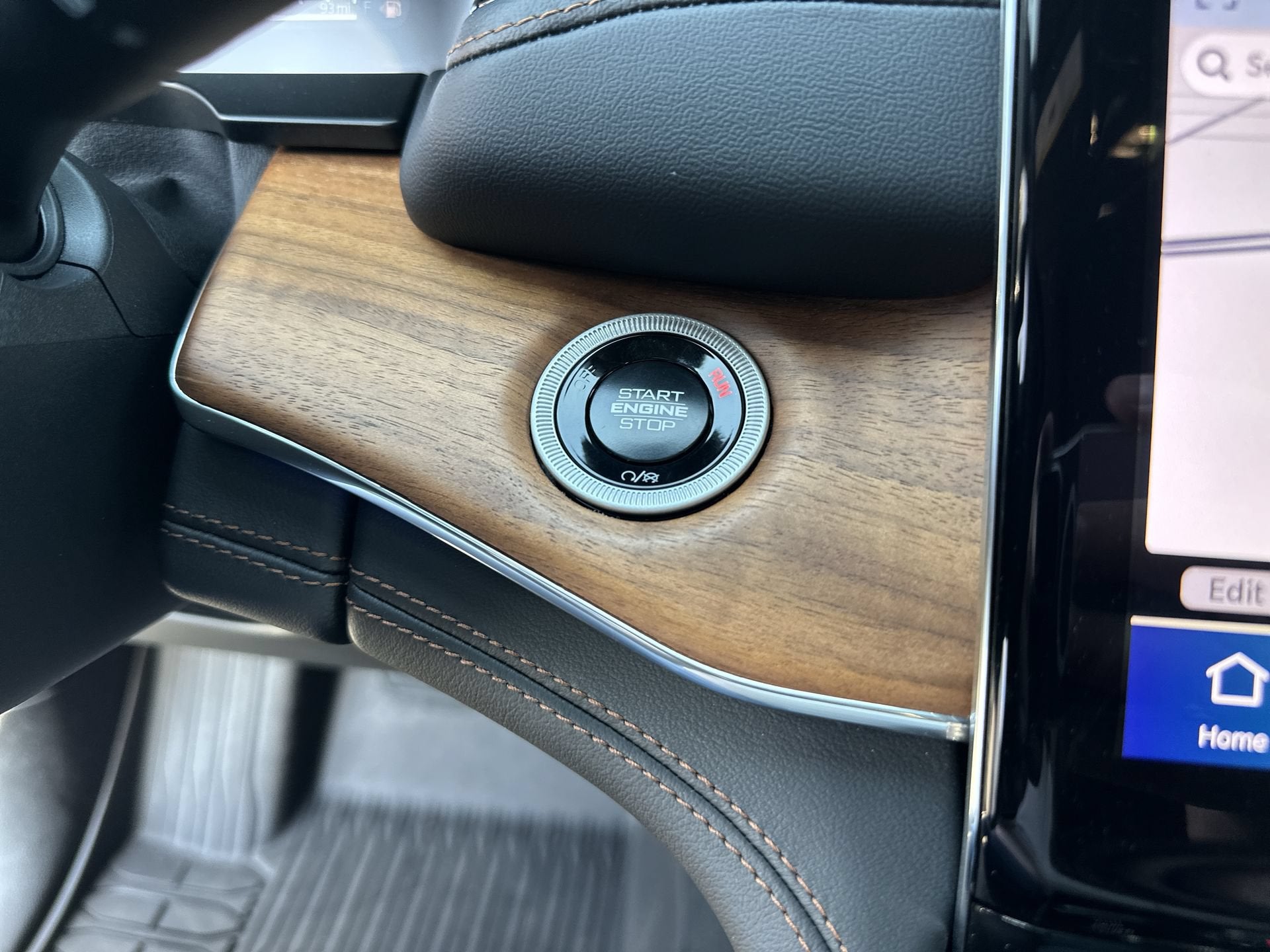2025 Jeep Grand Cherokee Summit Reserve