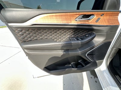 2025 Jeep Grand Cherokee Summit Reserve