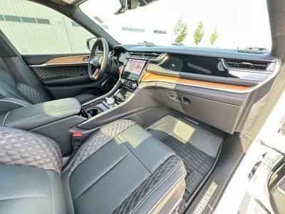 2025 Jeep Grand Cherokee Summit Reserve