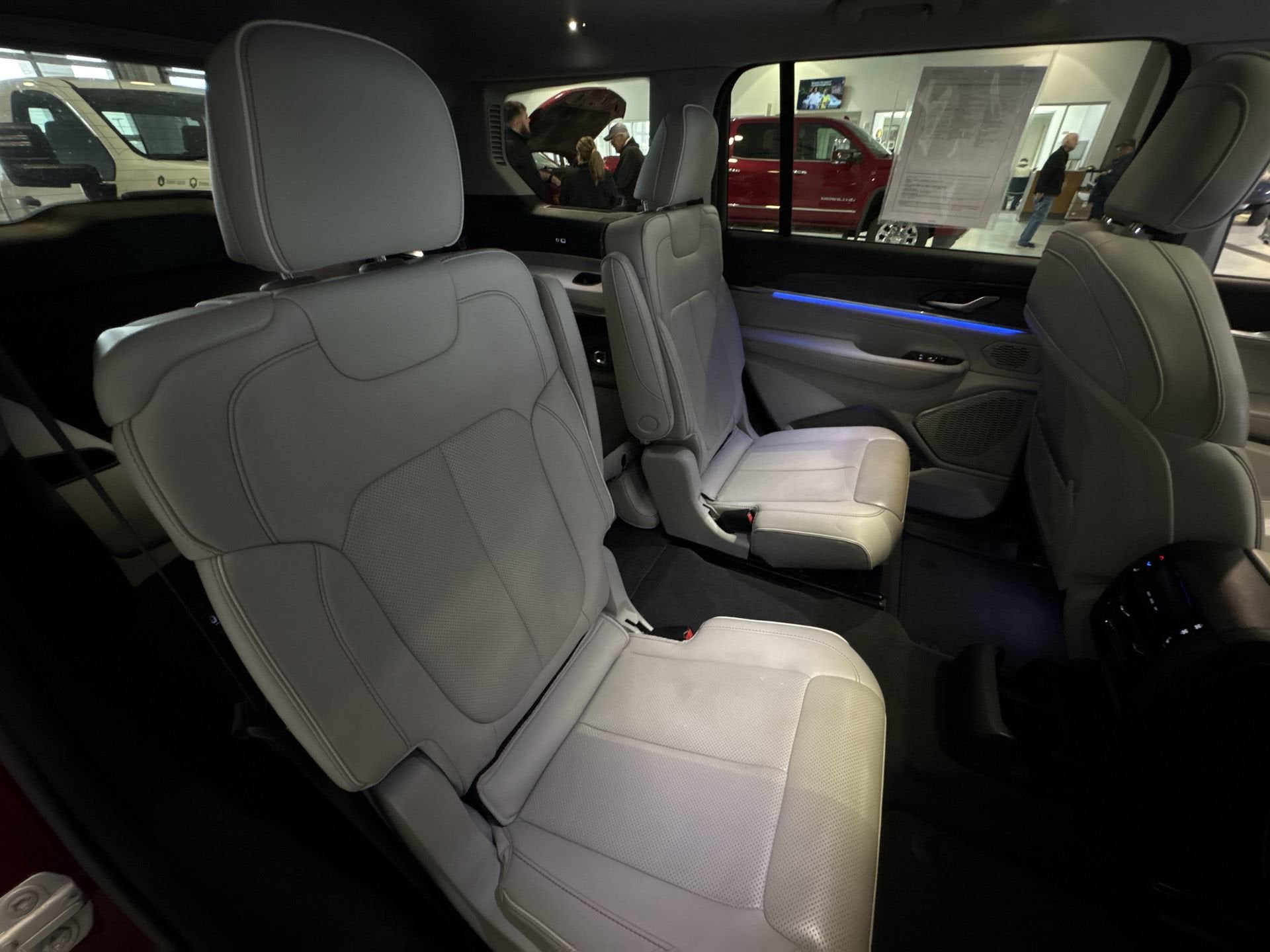 2023 Jeep Grand Cherokee L Overland