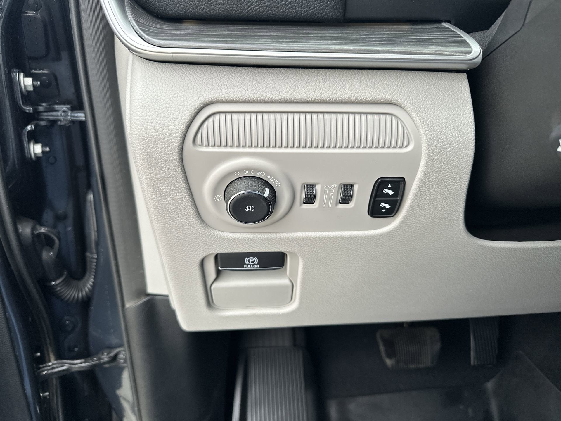 2023 Jeep Wagoneer Series III