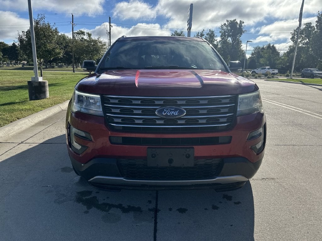 2017 Ford Explorer XLT 202A