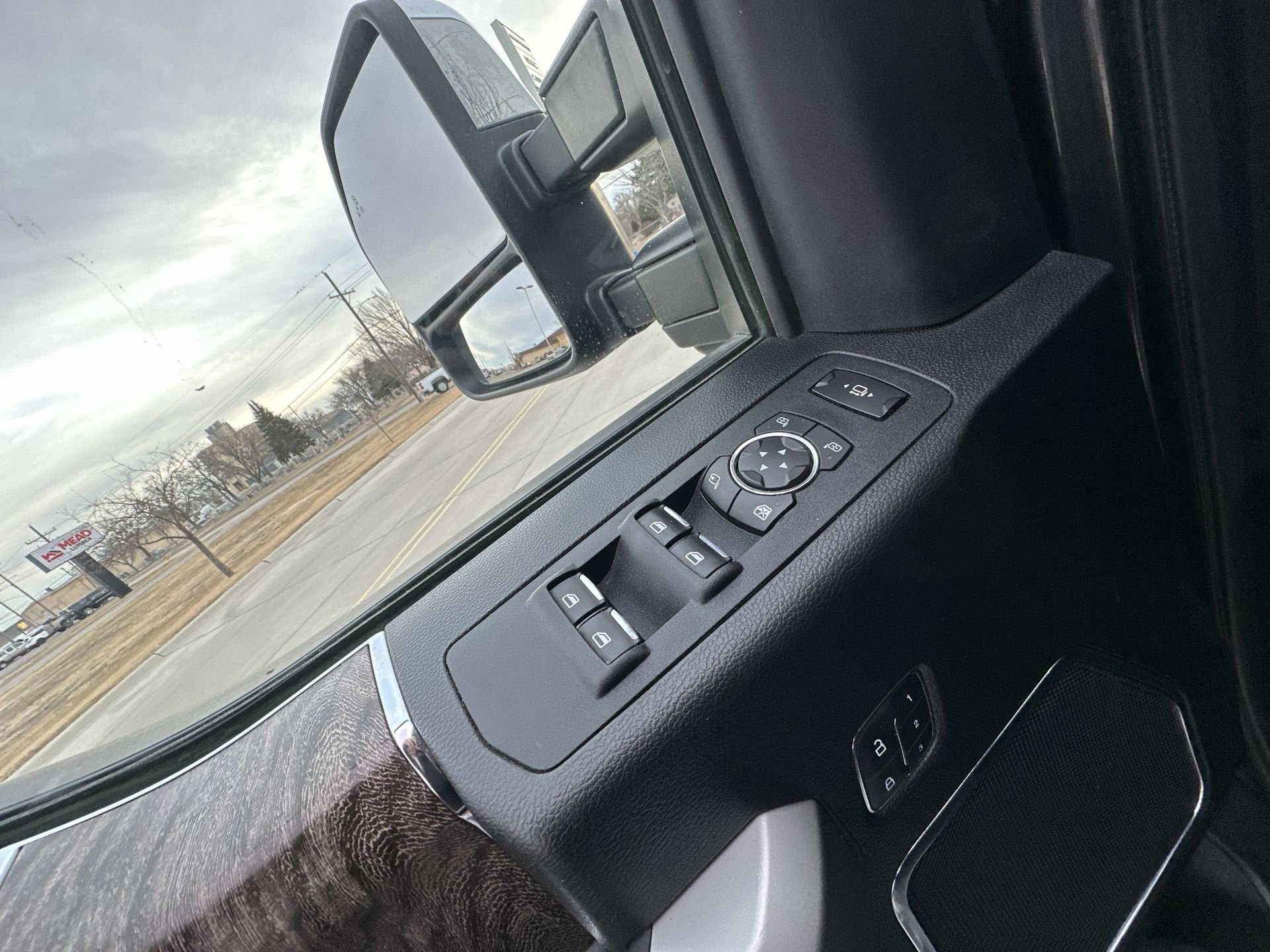 2019 Ford Super Duty F-350 DRW LARIAT