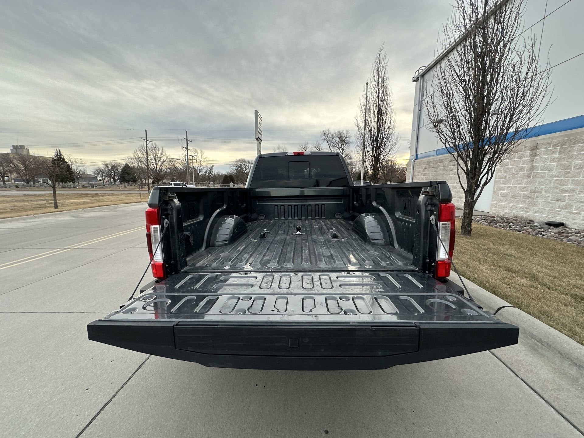 2019 Ford Super Duty F-350 DRW LARIAT