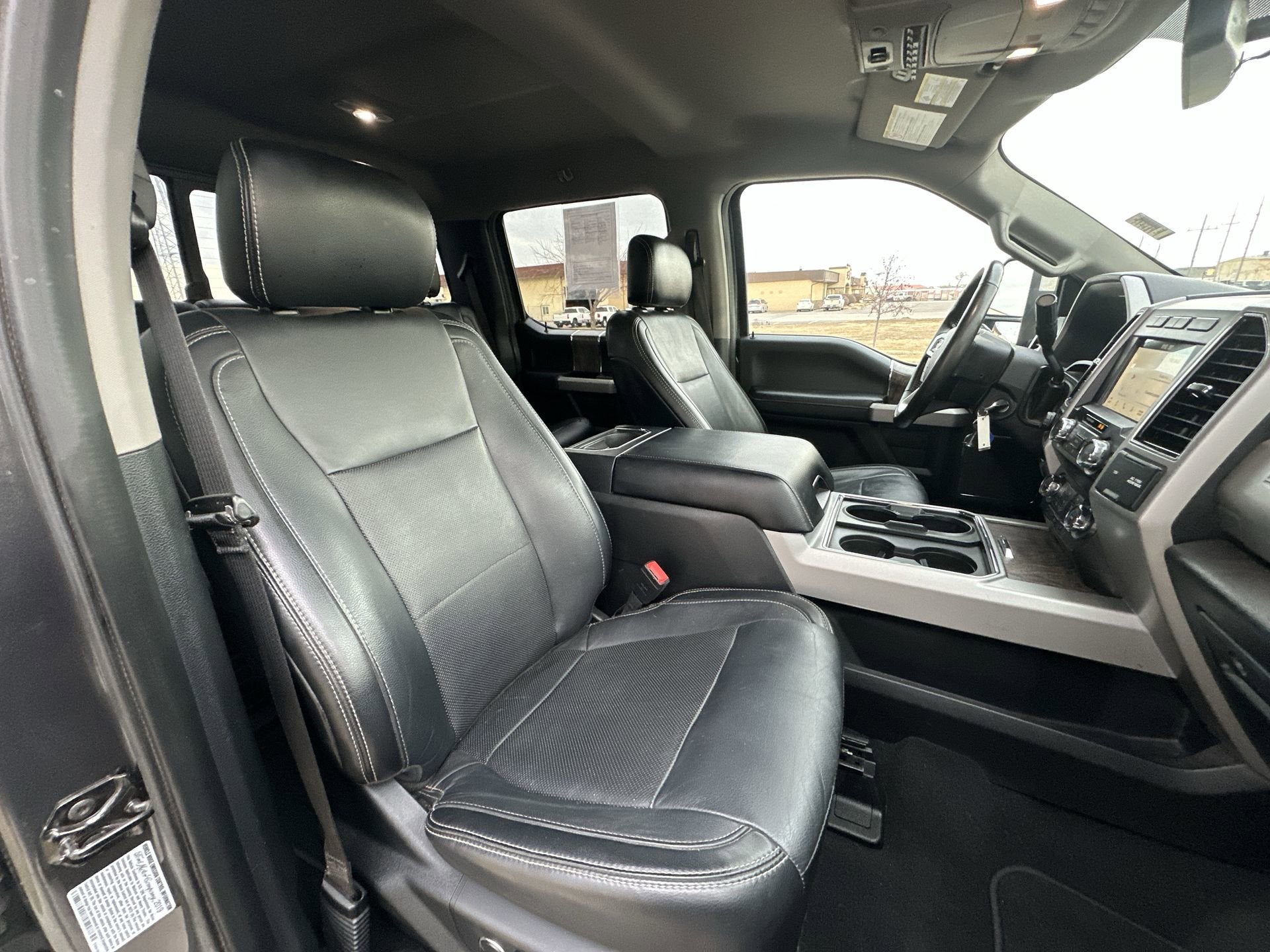 2019 Ford Super Duty F-350 DRW LARIAT