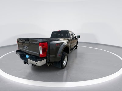 2019 Ford Super Duty F-350 DRW LARIAT