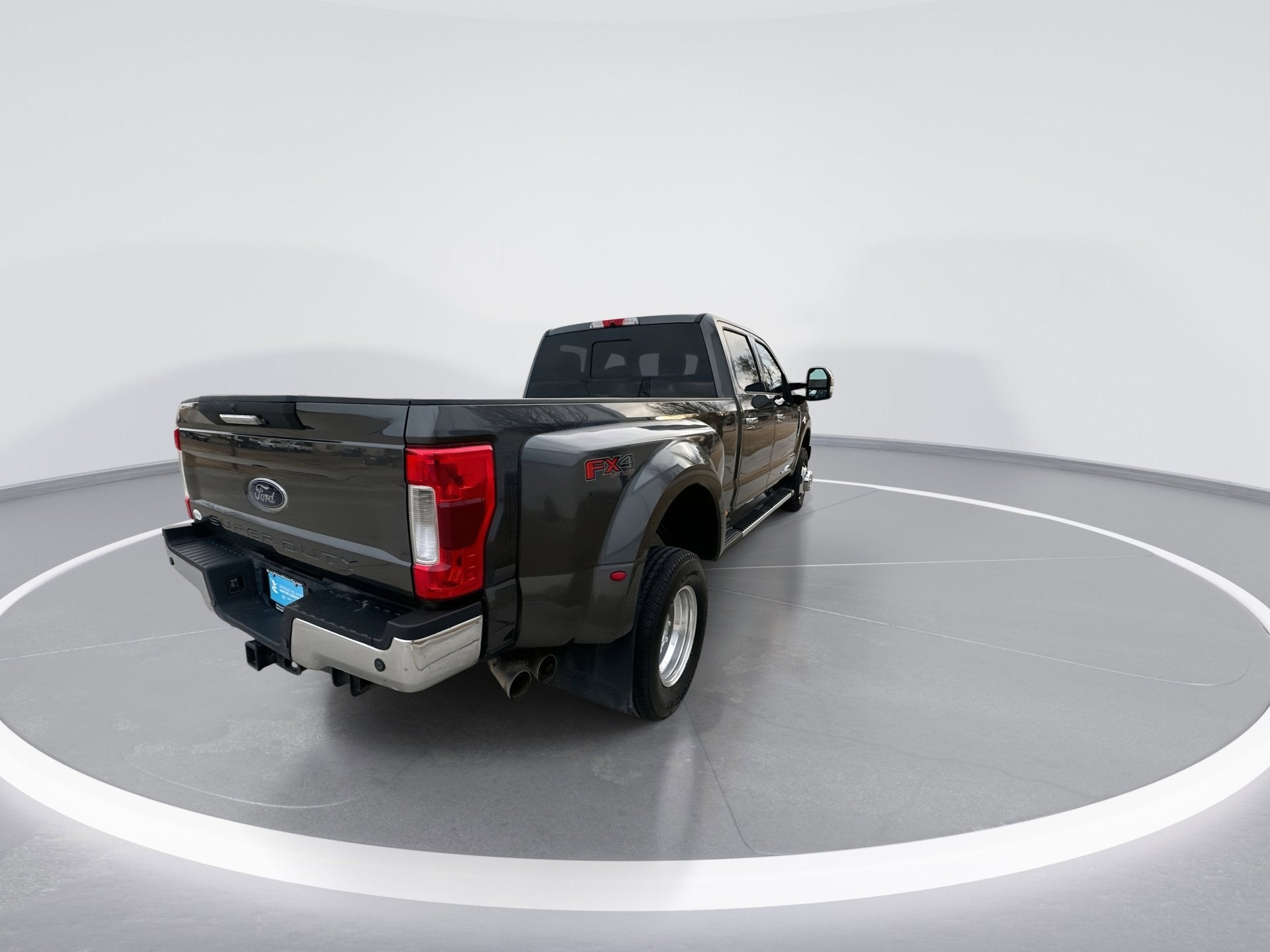 2019 Ford Super Duty F-350 DRW LARIAT