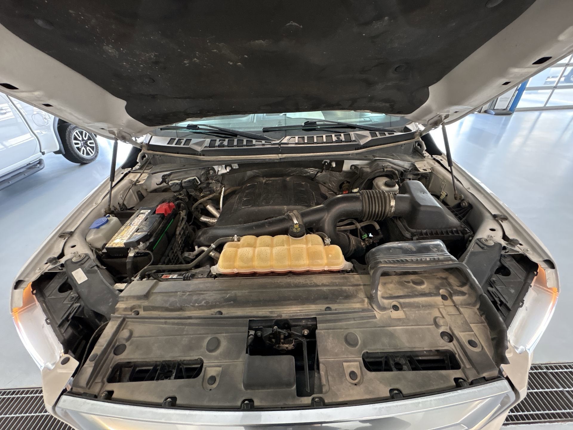 2016 Ford F-150 Platinum