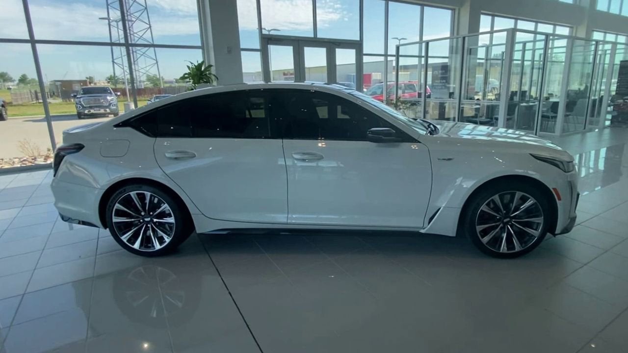 2022 Cadillac CT5-V Blackwing