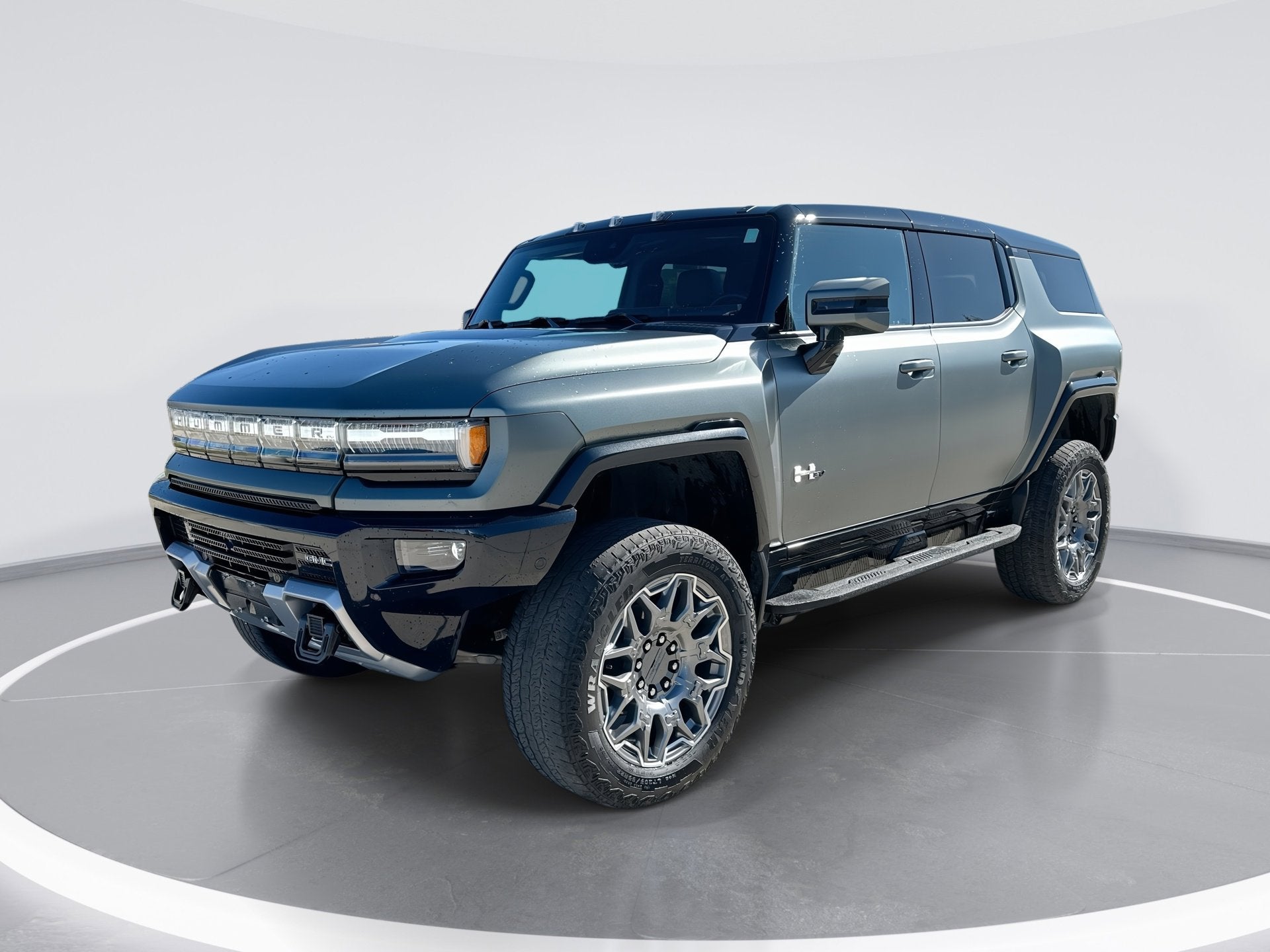 2024 GMC HUMMER EV