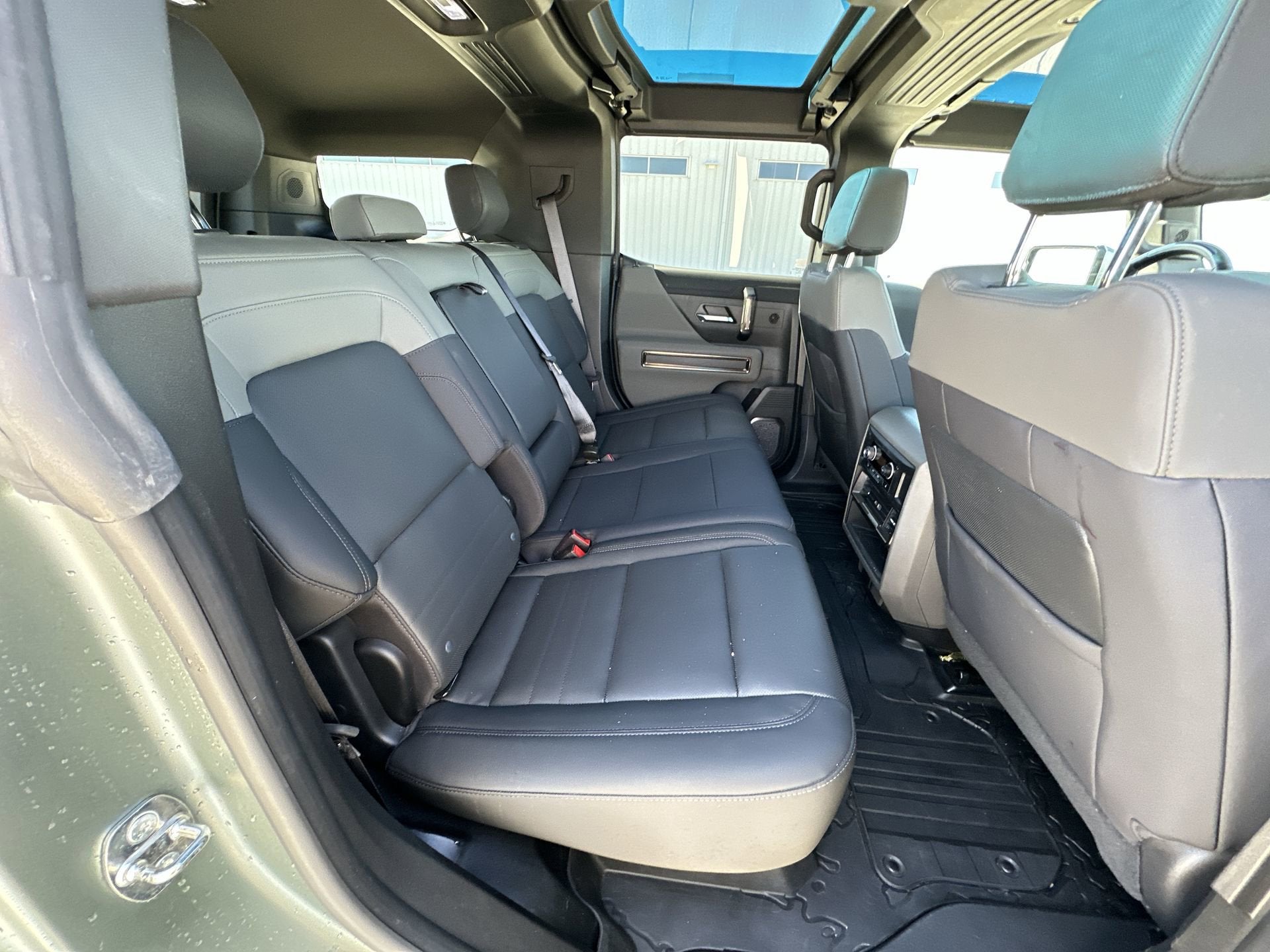2024 GMC HUMMER EV SUV 3X
