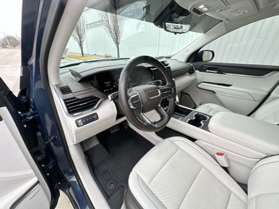 2024 GMC Acadia AWD Denali