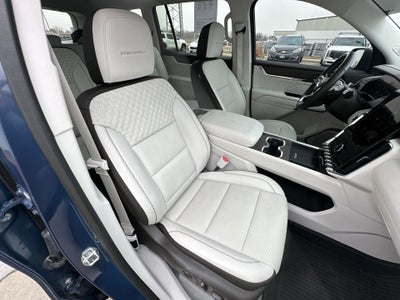 2024 GMC Acadia AWD Denali