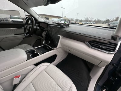 2024 GMC Acadia AWD Denali