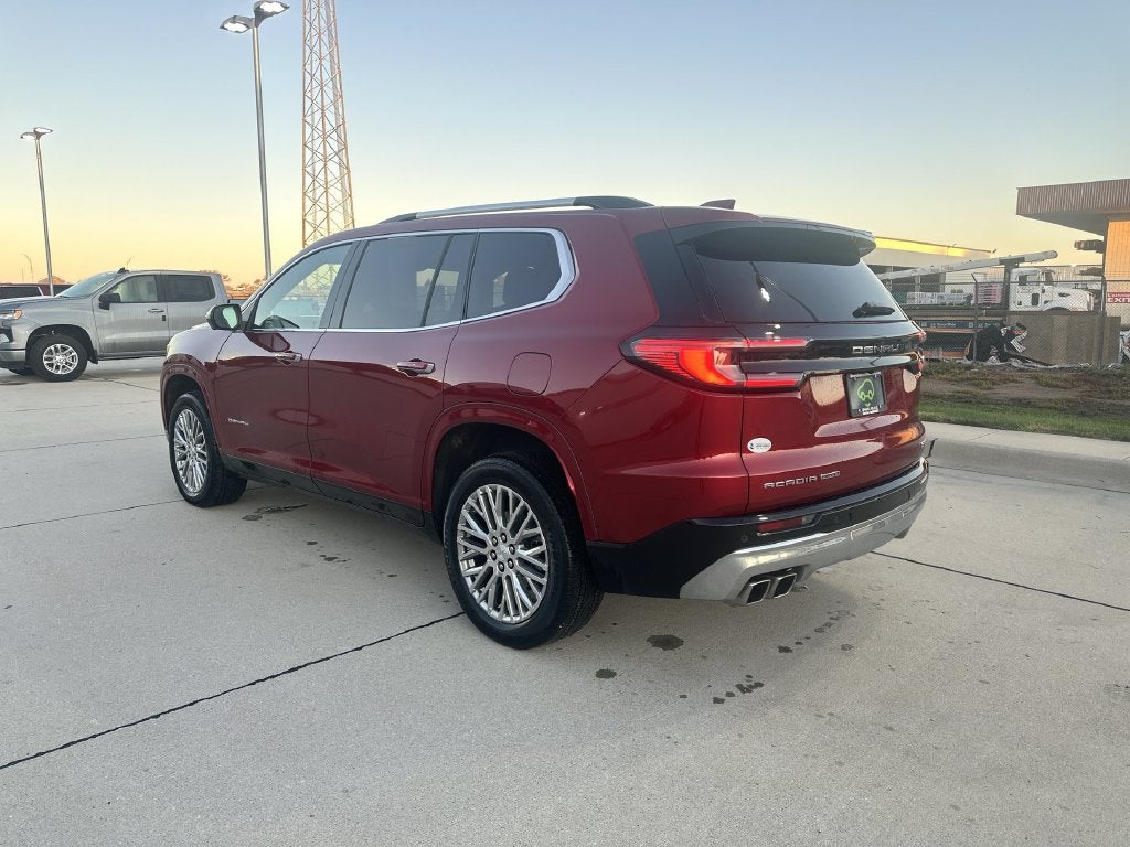 2025 GMC Acadia Denali
