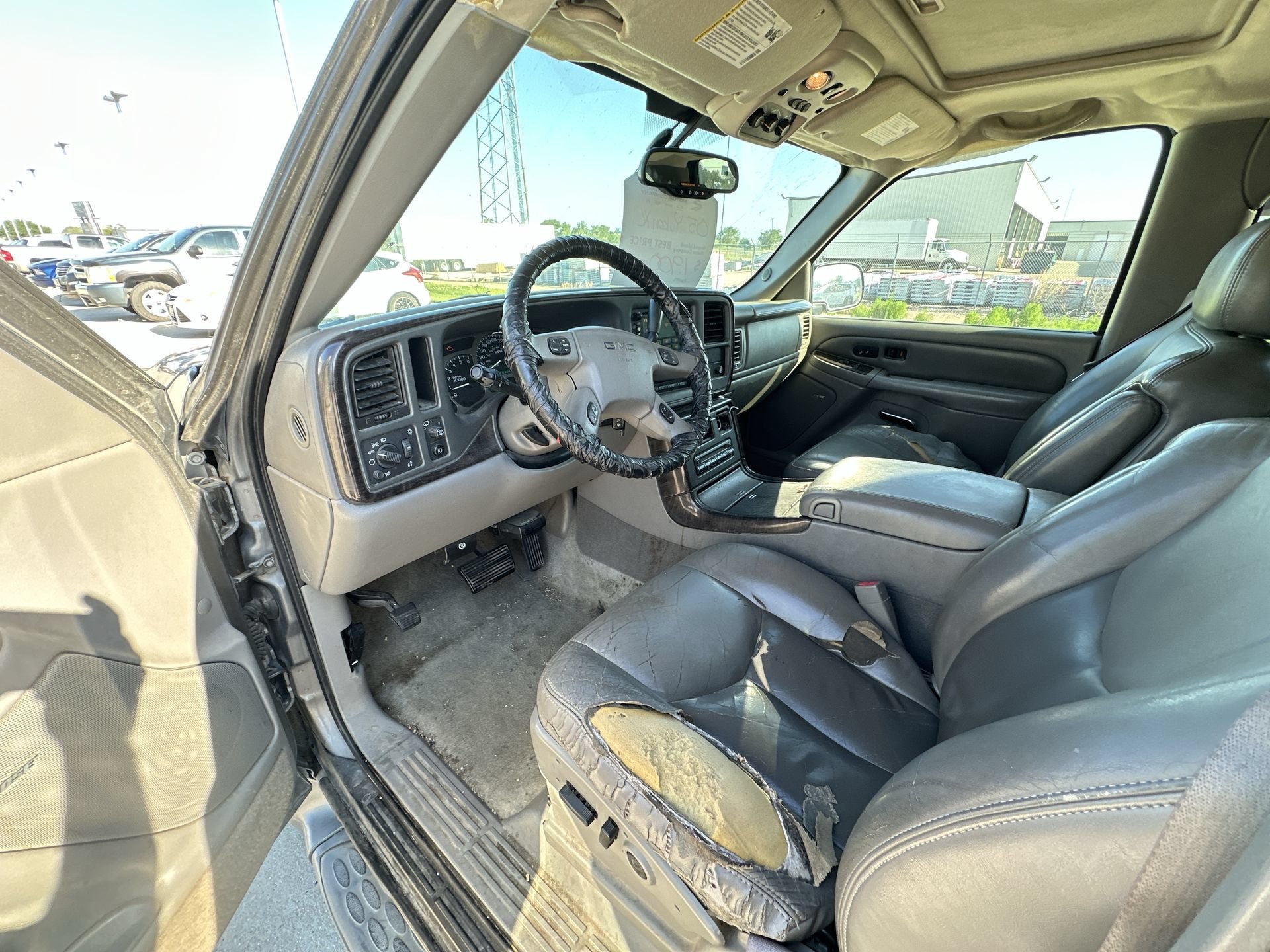 2005 GMC Yukon XL Denali 4DR 4WD 1500