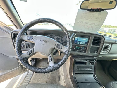 2005 GMC Yukon XL Denali 4DR 4WD 1500