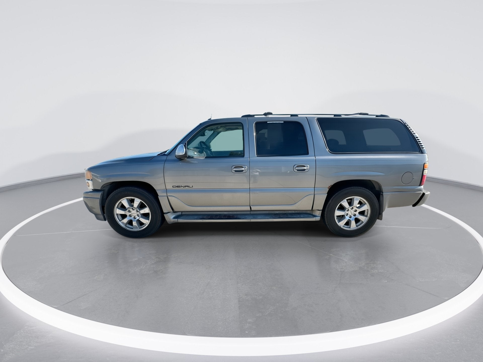 2005 GMC Yukon XL Denali 4DR 4WD 1500