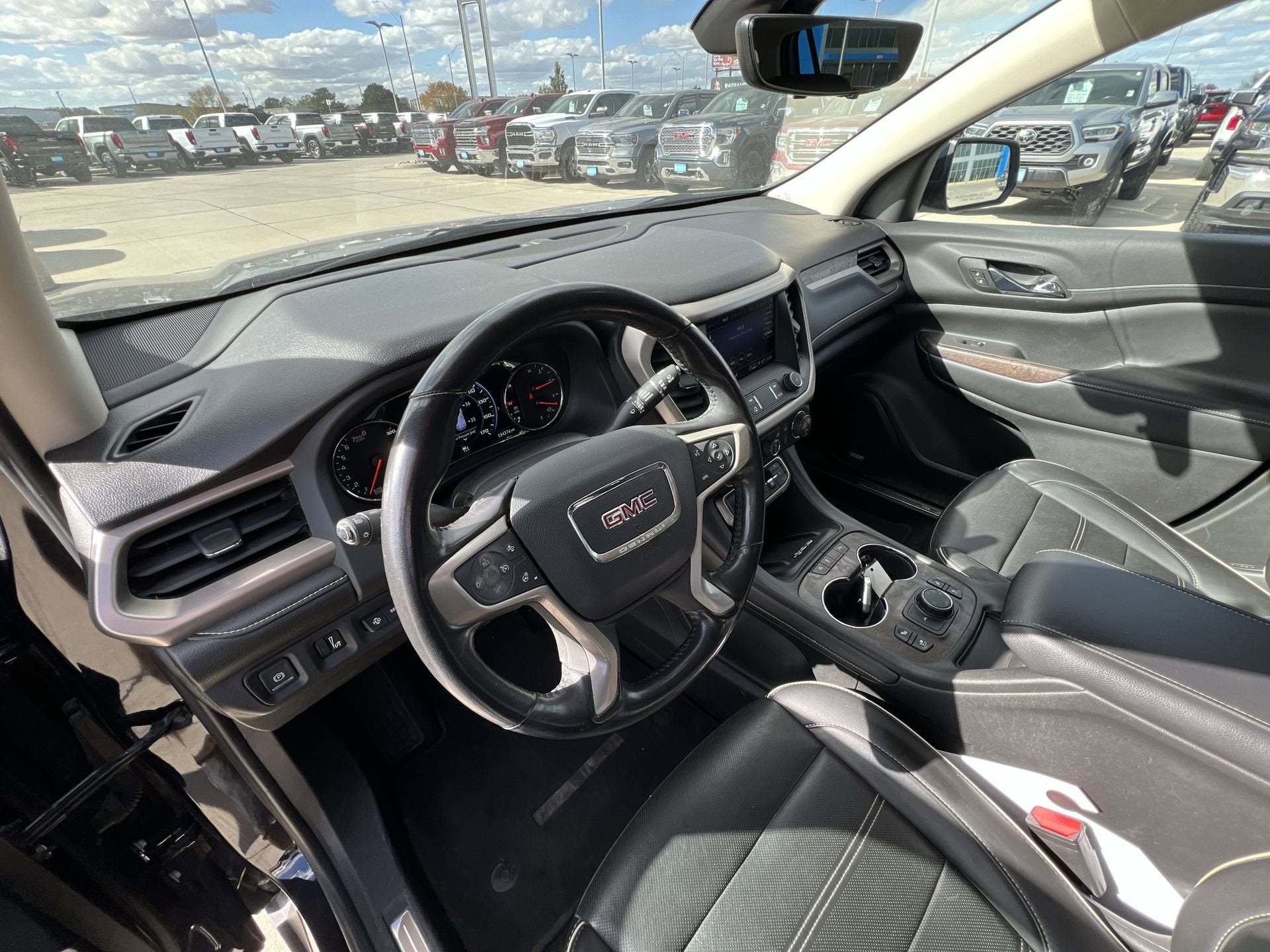 2021 GMC Acadia Denali