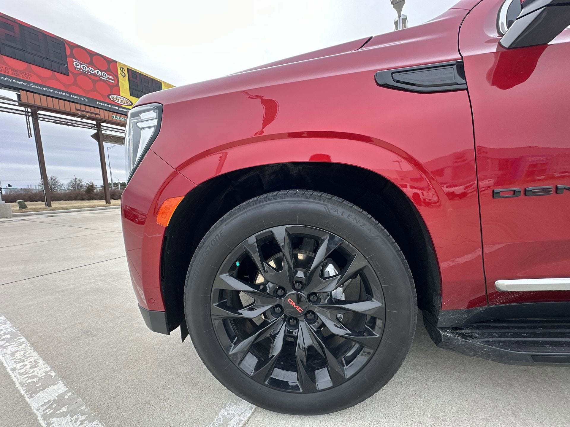 2024 GMC Yukon Denali