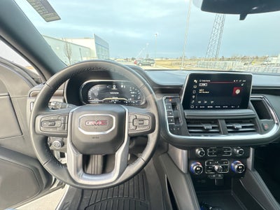 2024 GMC Yukon XL SLE