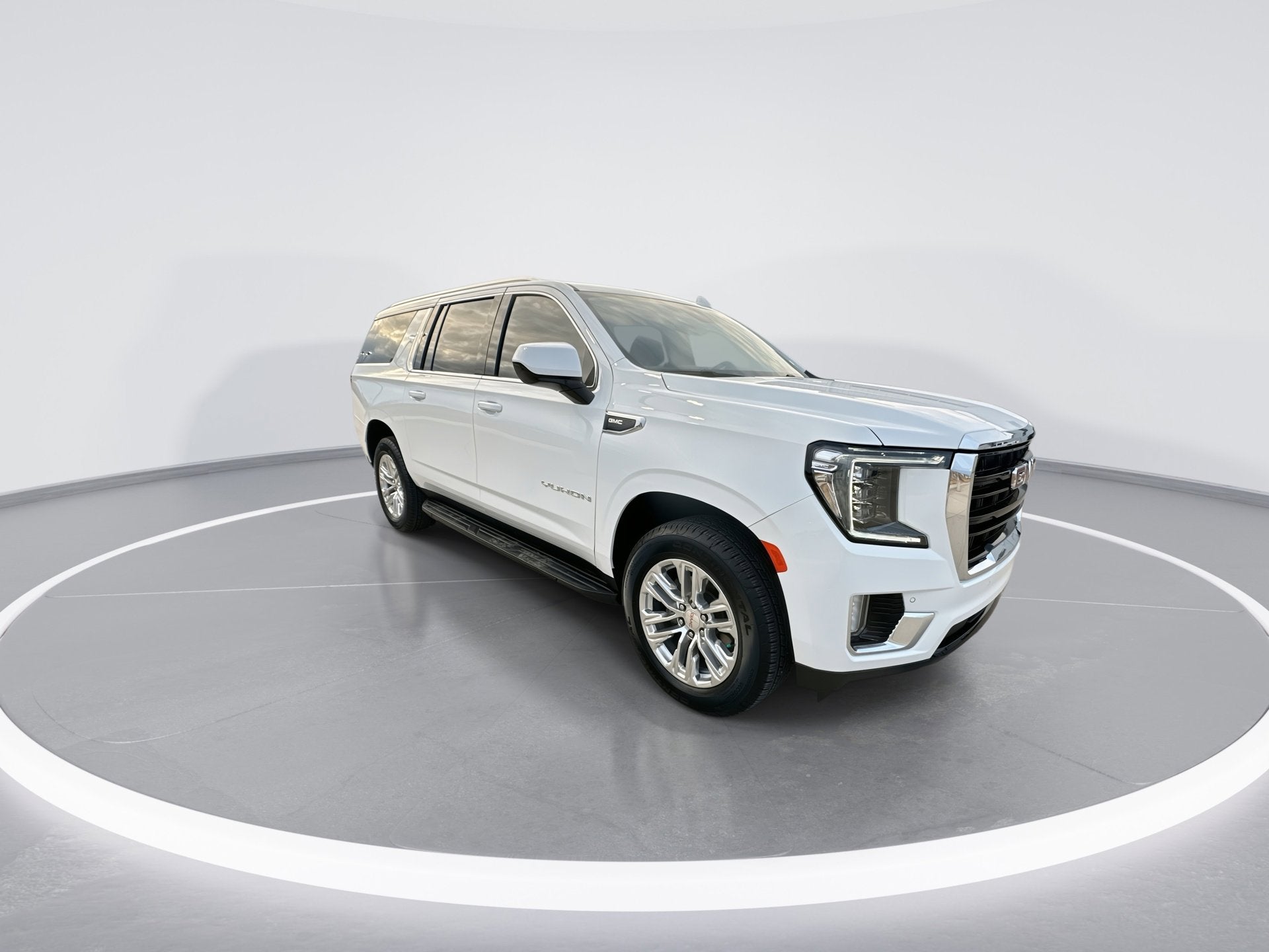 2024 GMC Yukon XL SLE