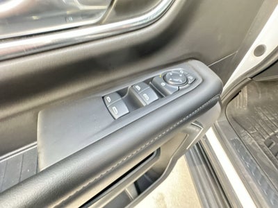 2024 GMC Yukon XL SLE