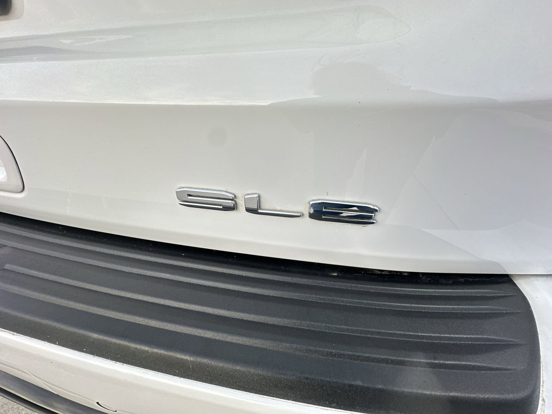 2024 GMC Yukon XL SLE