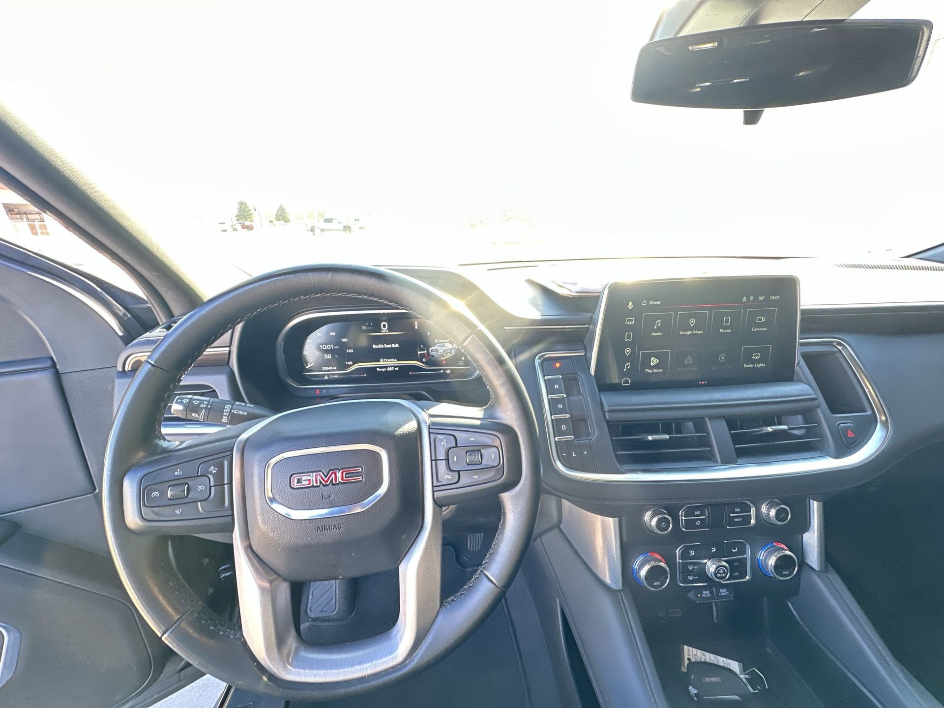 2023 GMC Yukon XL SLE