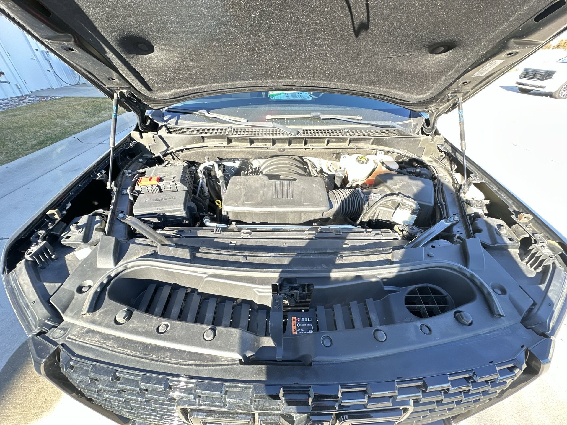 2023 GMC Yukon XL SLE