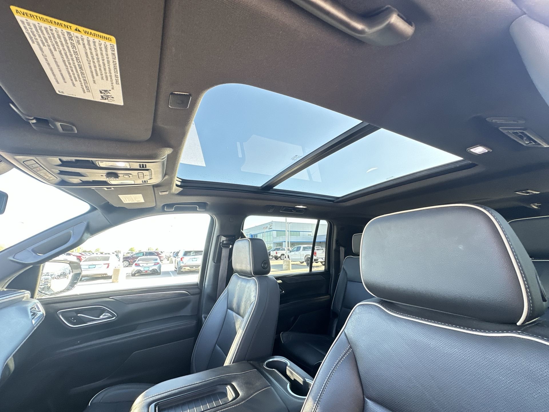 2023 GMC Yukon XL SLT