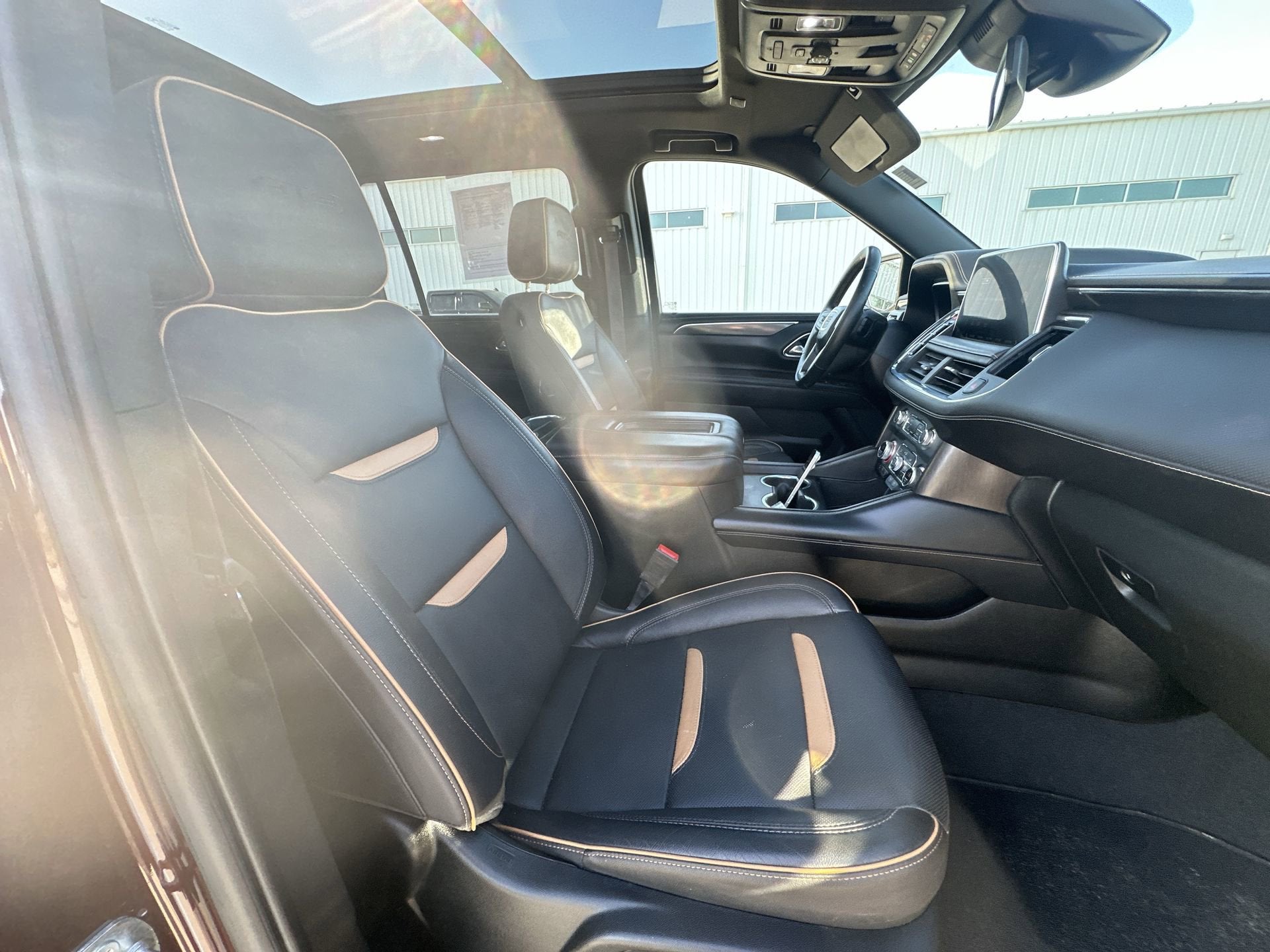 2023 GMC Yukon XL AT4
