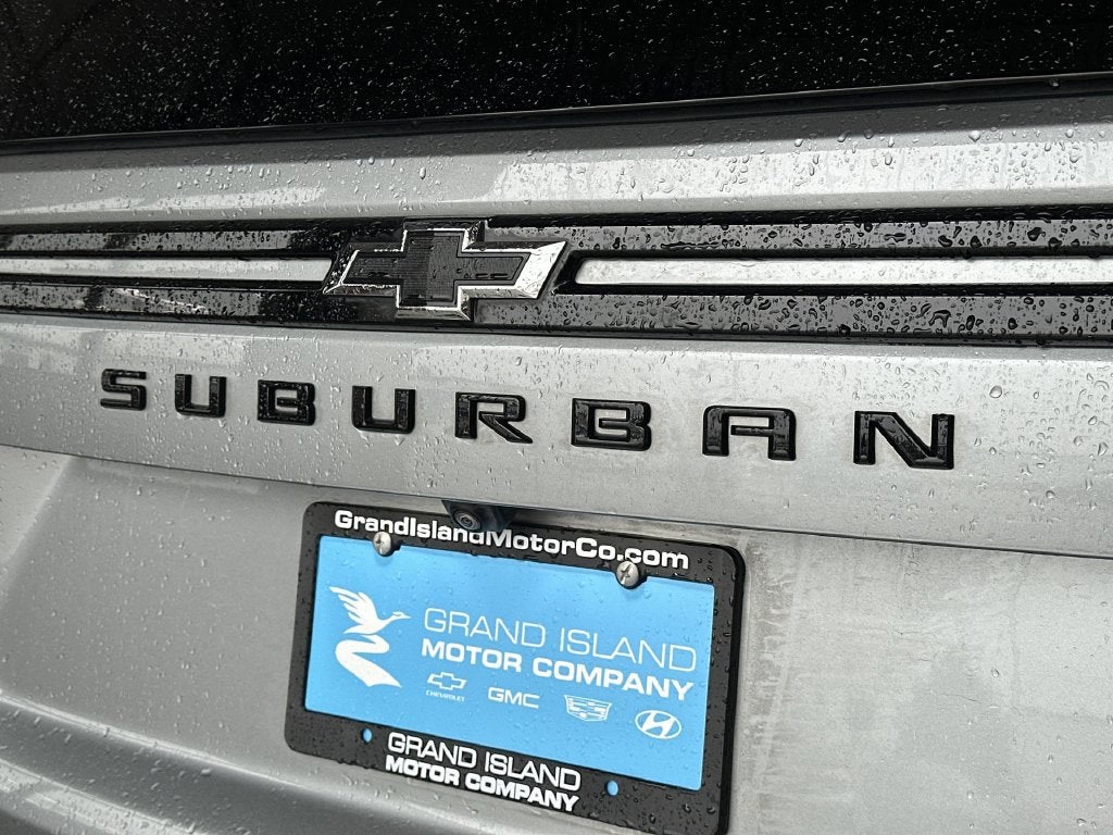 2024 Chevrolet Suburban RST