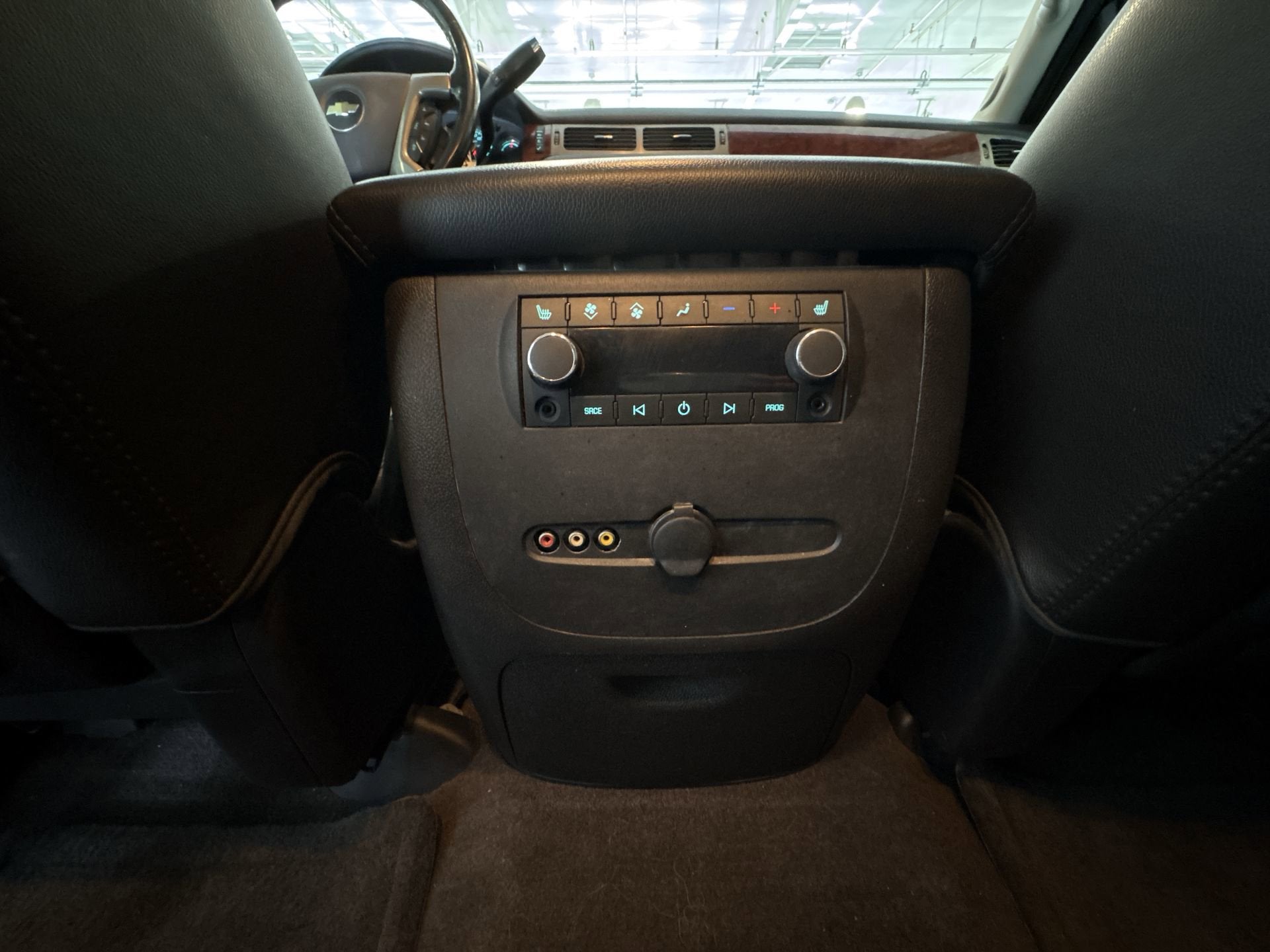 2014 Chevrolet Suburban LTZ