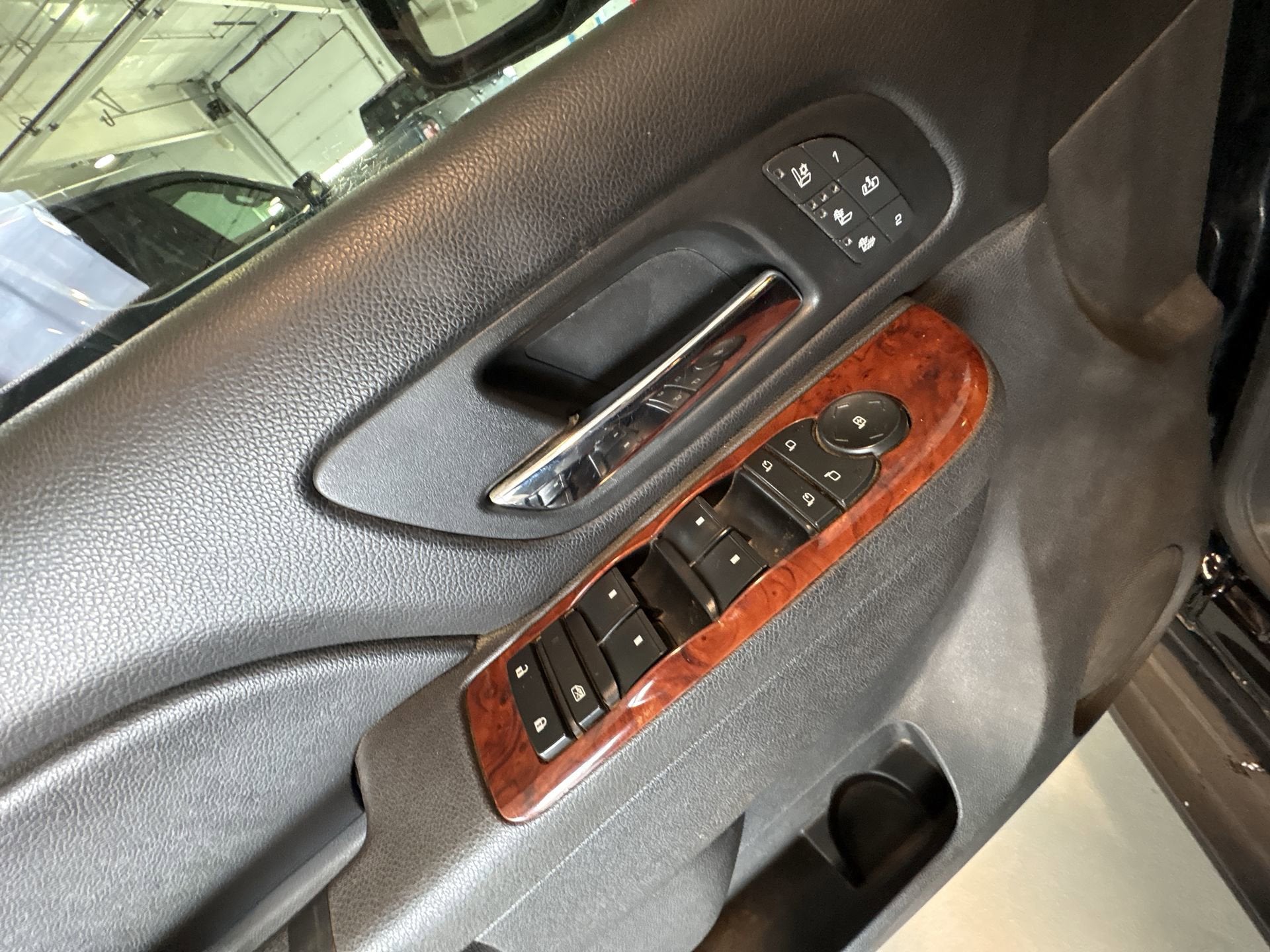 2014 Chevrolet Suburban LTZ