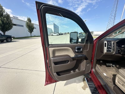 2015 GMC Sierra 2500HD available WiFi Denali