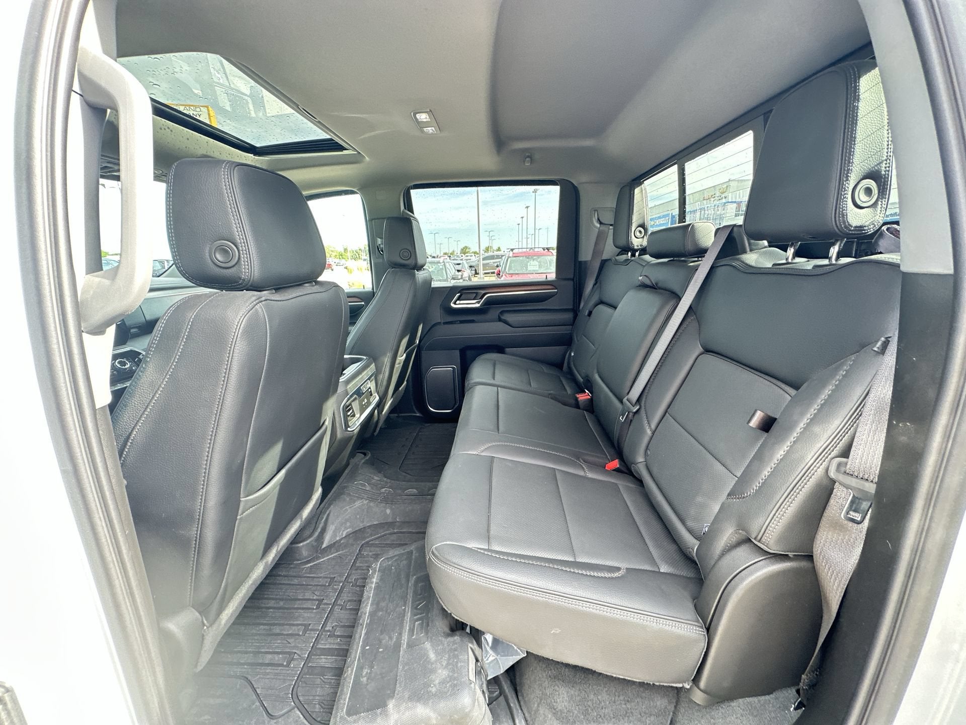 2024 GMC Sierra 2500HD Denali