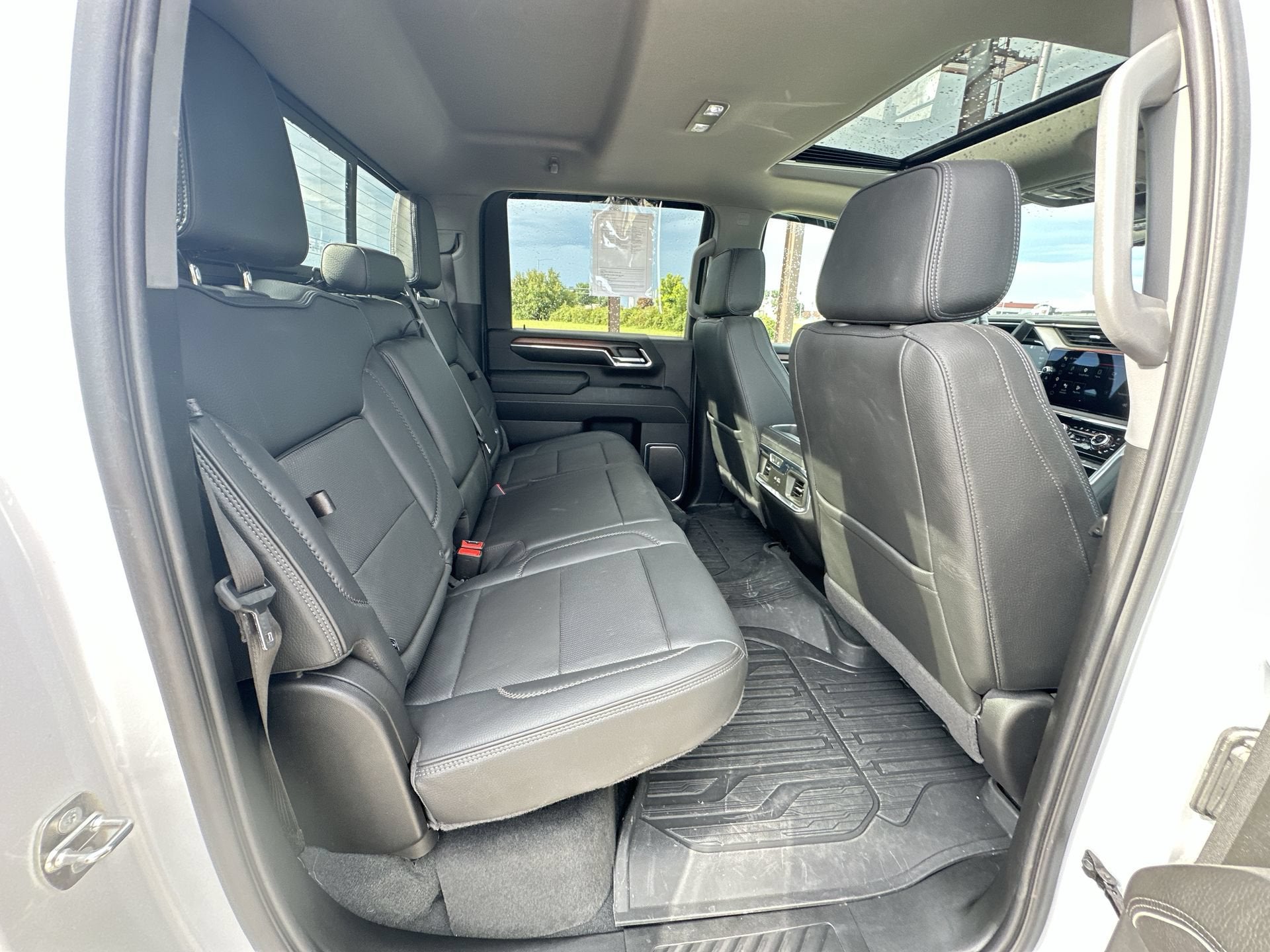 2024 GMC Sierra 2500HD Denali