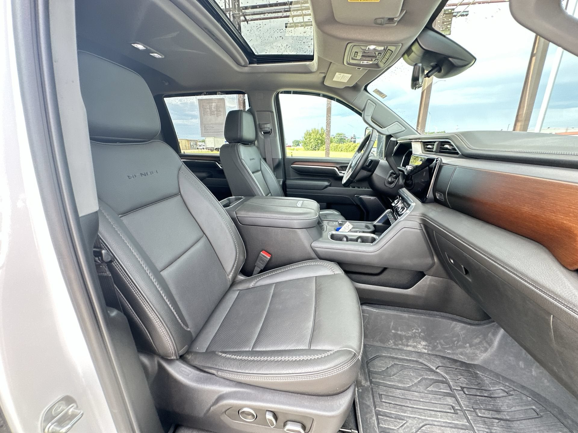 2024 GMC Sierra 2500HD Denali