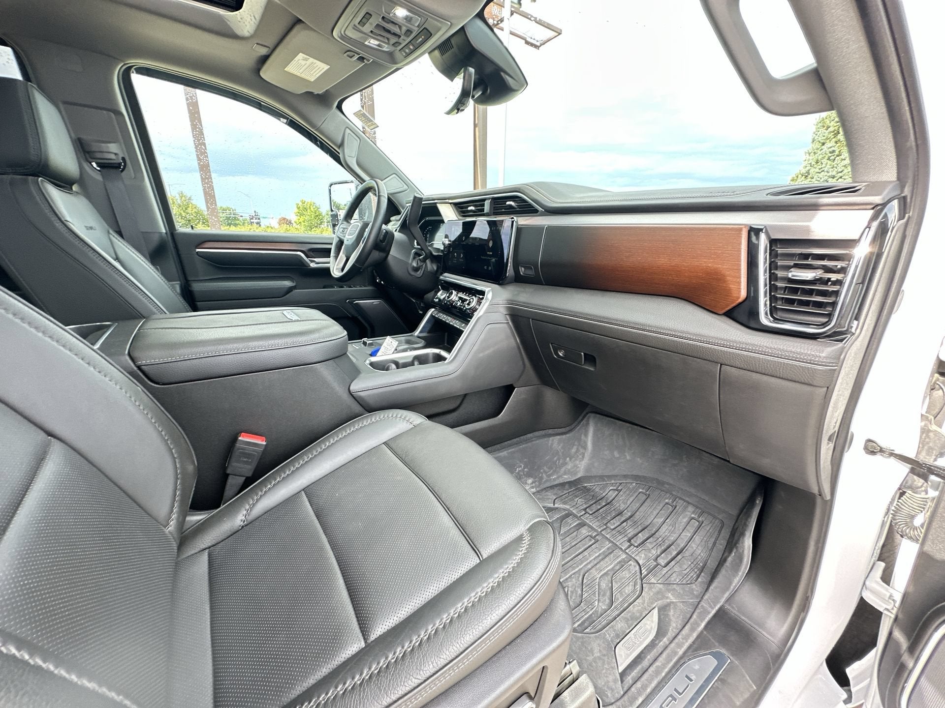 2024 GMC Sierra 2500HD Denali